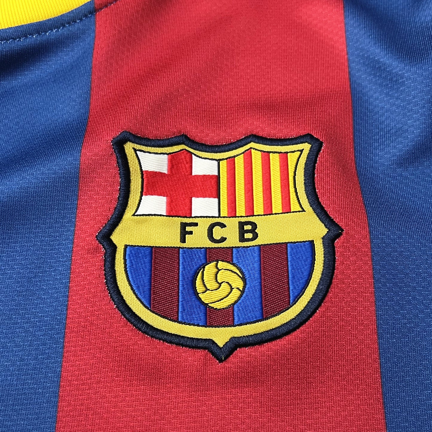 Camisa Retrô Barcelona 10-11 Mandante - Tamanhos S-XXL (Tailandesa)